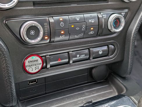 Used 2016 Ford Mustang GT w/ GT Performance Package image 27