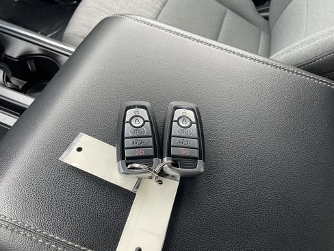 Used 2021 Ford F150 XLT w/ Equipment Group 302A High image 40