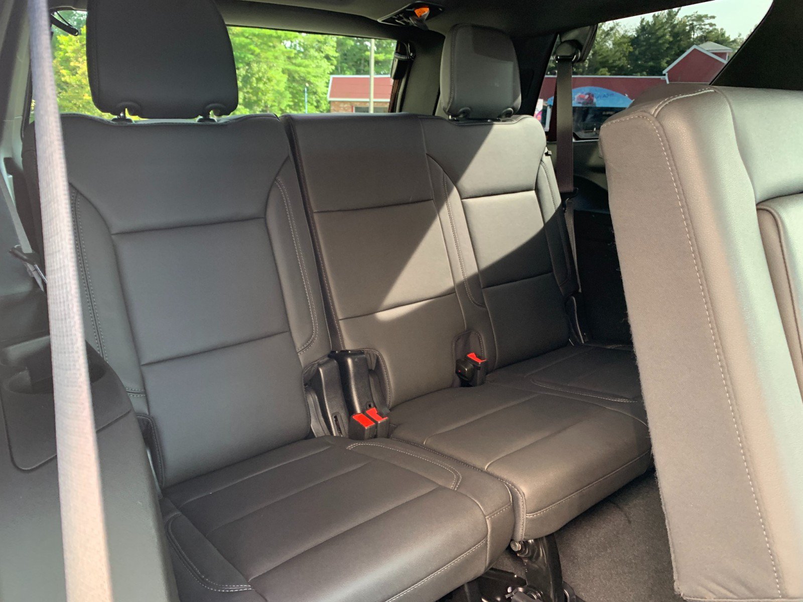 Used 2023 Chevrolet Tahoe LT w/ Luxury Package AWD/4WD image 37