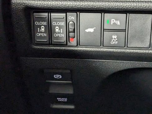 New 2026 Honda Odyssey Elite image 23