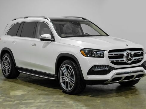 Used 2021 Mercedes-Benz GLS 450 4MATIC image 9