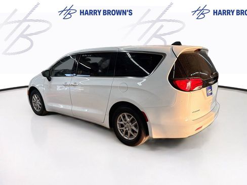 Used 2024 Chrysler Voyager LX FWD image 2