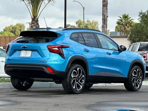 New 2026 Chevrolet Trax RS image 4