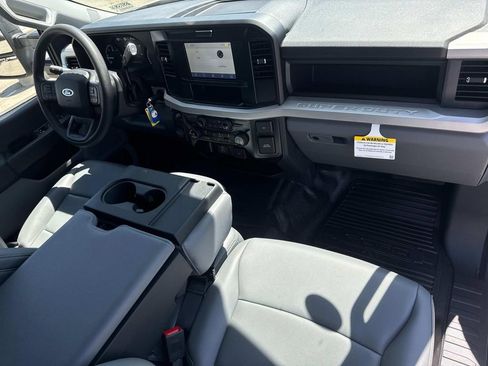 New 2025 Ford F350 XL w/ XL Chrome Package image 26