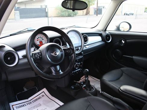 Used 2012 MINI Cooper Hardtop image 11