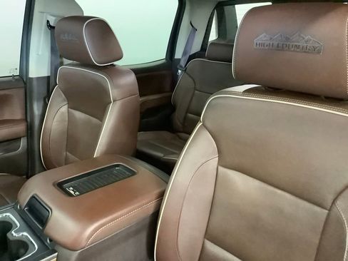 Used 2018 Chevrolet Silverado 1500 High Country w/ High Desert Package image 11