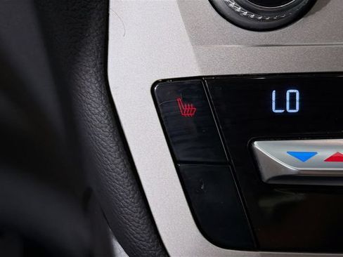 Used 2021 Ford Explorer XLT RWD image 24