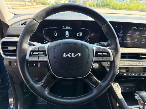 Certified 2024 Kia Telluride EX w/ EX Captain's Chair Package AWD/4WD image 15