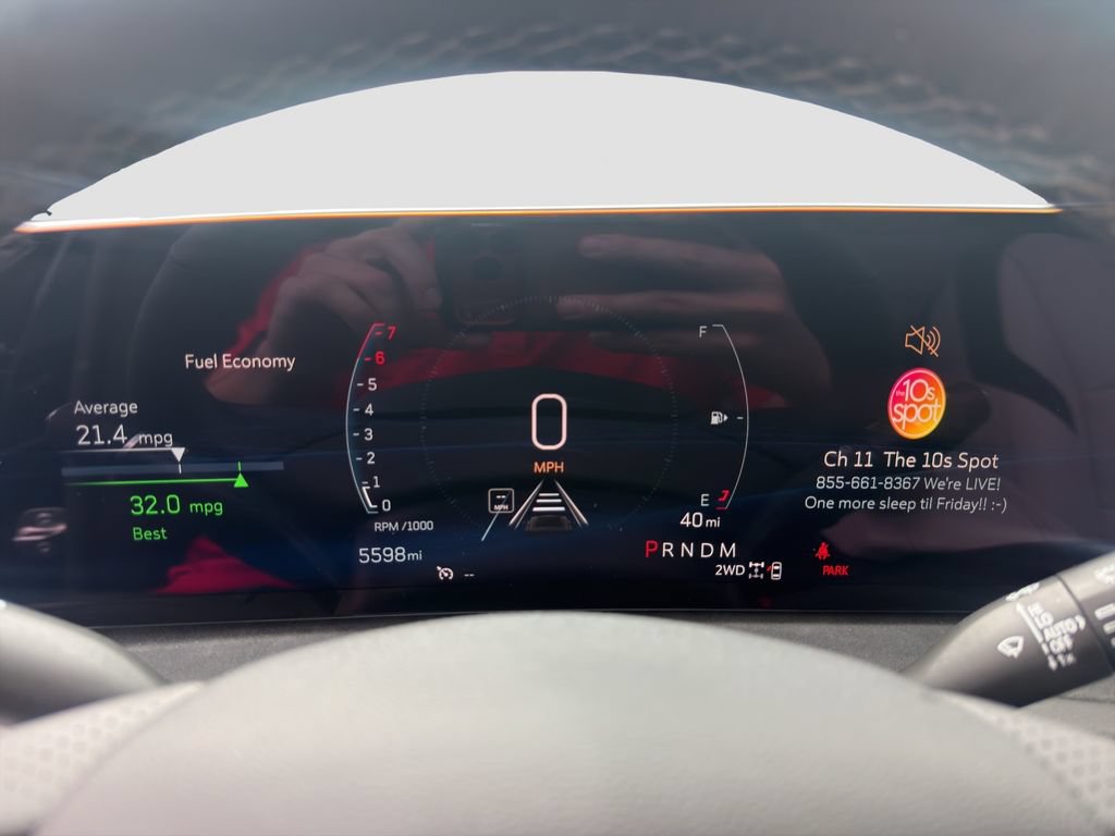 Used 2025 Cadillac XT4 Sport AWD/4WD image 11