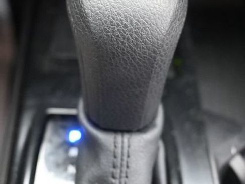 Used 2025 Toyota Camry SE FWD image 32