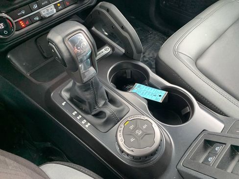 Used 2024 Ford Bronco Big Bend image 25