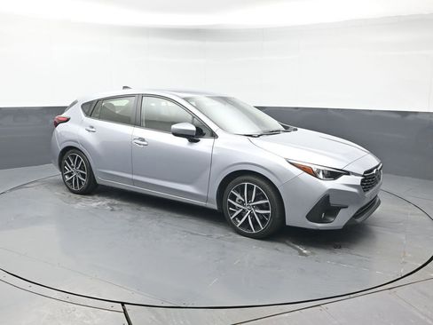 Used 2024 Subaru Impreza 2.0i Sport image 8