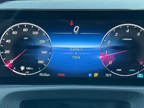 Certified 2025 Mercedes-Benz CLA 250 image 28