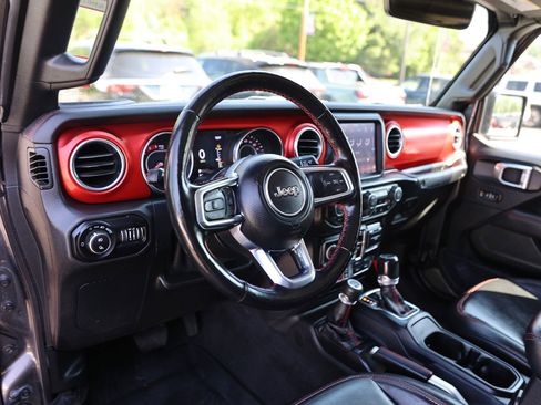 Used 2021 Jeep Gladiator Rubicon AWD/4WD image 17