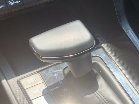 Used 2026 Hyundai Elantra Sport FWD image 25