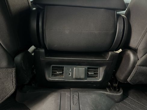 Certified 2025 Chevrolet Silverado 2500 LT w/ Convenience Package image 12