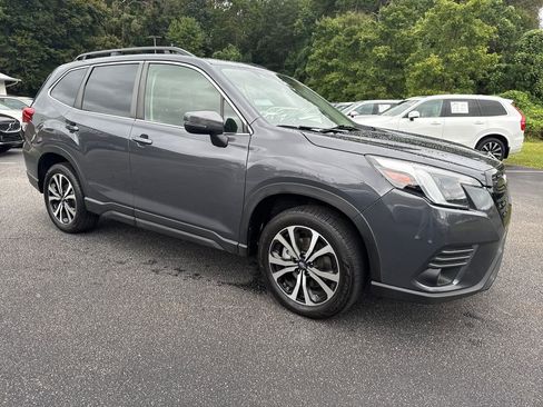 Used 2023 Subaru Forester Limited image 7