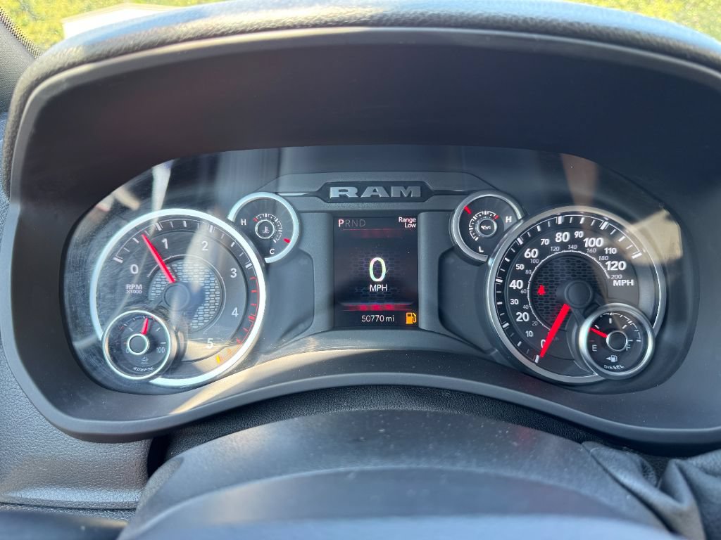 Used 2025 RAM 2500 Tradesman AWD/4WD image 22