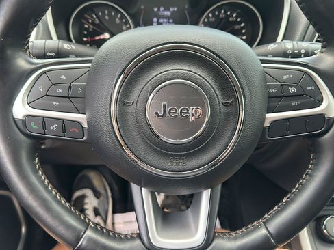 Used 2020 Jeep Compass Latitude w/ Cold Weather Group AWD/4WD image 20