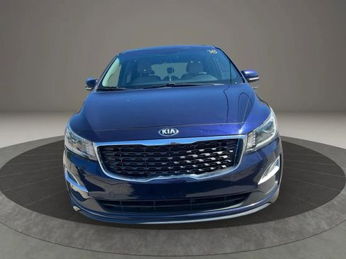 Used 2020 Kia Sedona LX FWD image 2