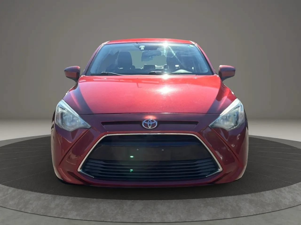 Used 2018 Toyota Yaris iA FWD image 3