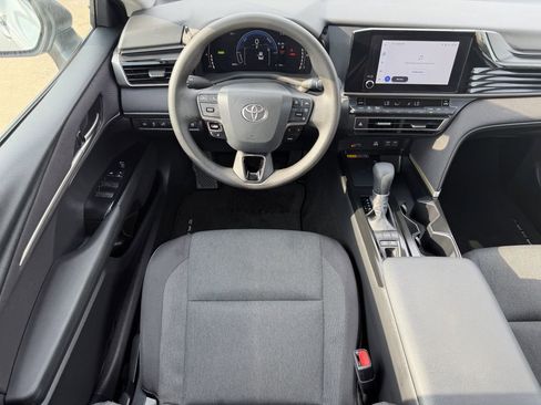 Used 2026 Toyota Camry LE FWD image 14