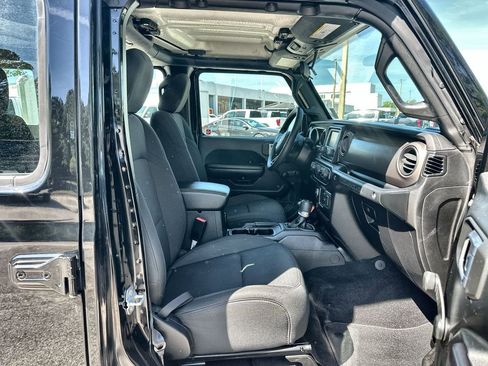 Used 2021 Jeep Wrangler Unlimited Sport AWD/4WD image 27