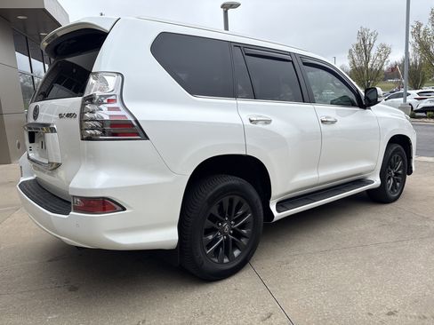 Used 2021 Lexus GX 460 Premium image 14