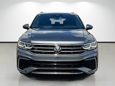 Used 2022 Volkswagen Tiguan SEL R-Line AWD/4WD image 8