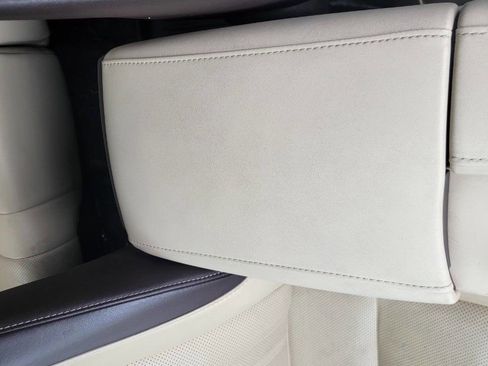 Used 2017 Lexus RX 450h AWD image 14