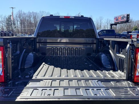 New 2026 Ford F250 4x4 Crew Cab Super Duty image 9