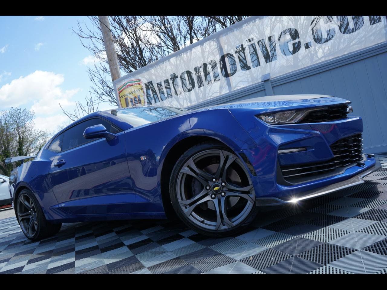 Used 2020 Chevrolet Camaro SS RWD image 1