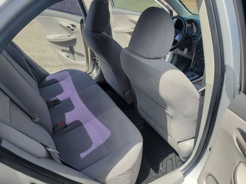 Used 2010 Toyota Corolla LE w/ All Weather Guard Pkg FWD image 16