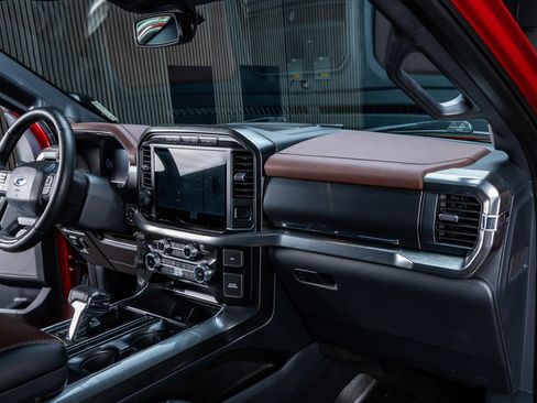 Used 2023 Ford F150 Lariat AWD/4WD image 17
