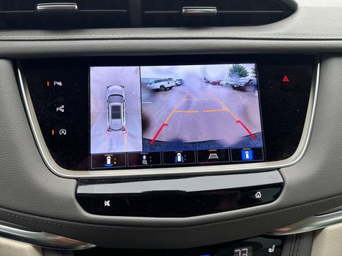 Used 2024 Cadillac XT5 Premium Luxury w/ Technology Package FWD image 10