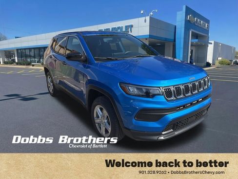 Used 2023 Jeep Compass Sport image 6