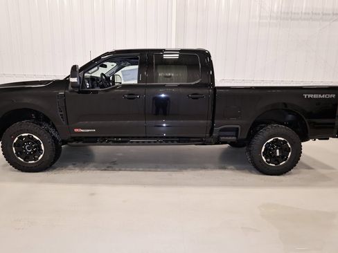 New 2026 Ford F250 Lariat w/ Tremor Off-Road Package image 5