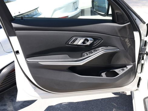 Used 2023 BMW 330i Sedan w/ Premium Package RWD image 10