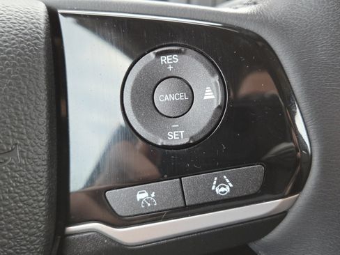 Used 2023 Honda Odyssey Touring image 8