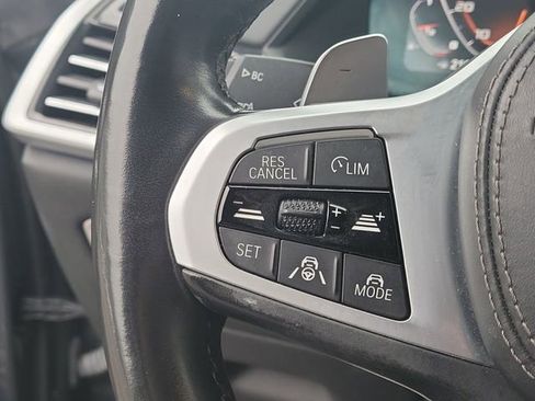 Used 2022 BMW X6 M50i AWD/4WD image 30