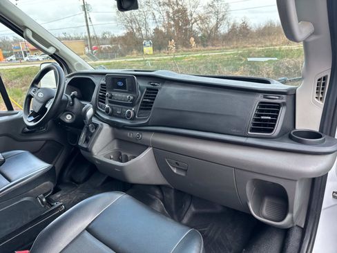 Used 2023 Ford Transit 250 148 High Roof Extended image 12