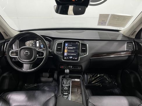 Used 2019 Volvo XC90 T5 Momentum w/ Protection Package Premier image 20