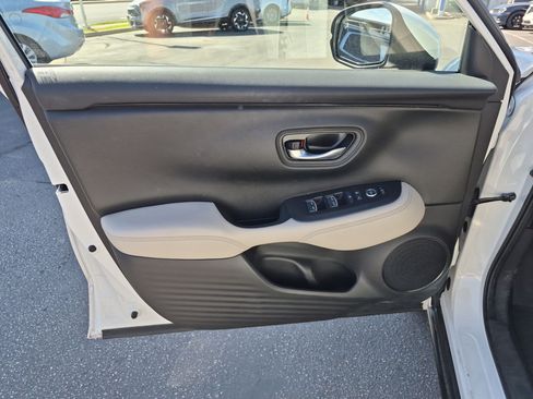 Certified 2024 Honda HR-V EX-L image 14