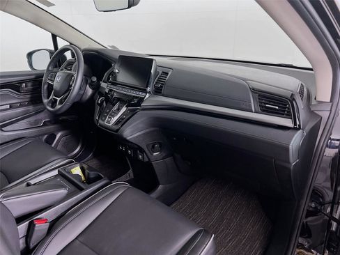 Used 2025 Honda Odyssey Touring image 28