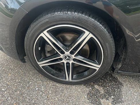 Used 2019 Mercedes-Benz A 220 4MATIC w/ Premium Package image 26