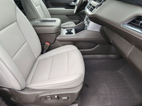 Certified 2024 GMC Yukon SLT w/ SLT Premium Package image 18