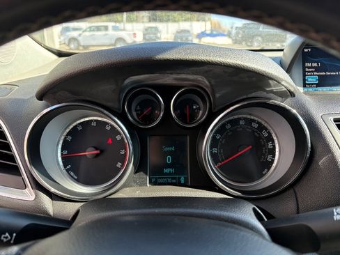 Used 2013 Buick Encore FWD image 24