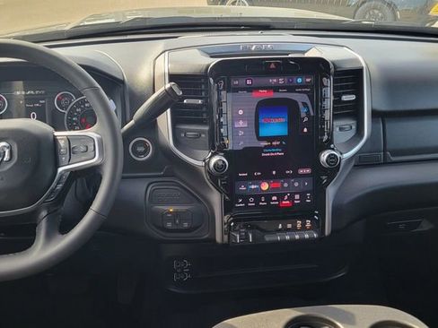 Used 2026 RAM 2500 Big Horn AWD/4WD image 12