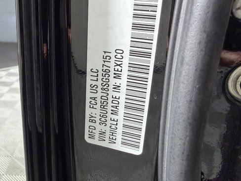 Used 2025 RAM 2500 Big Horn AWD/4WD image 35