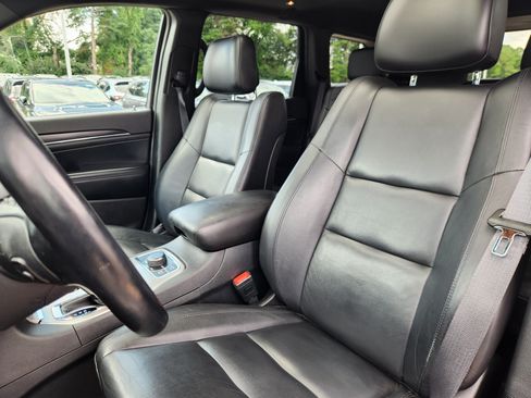 Used 2021 Jeep Grand Cherokee Limited AWD/4WD image 7